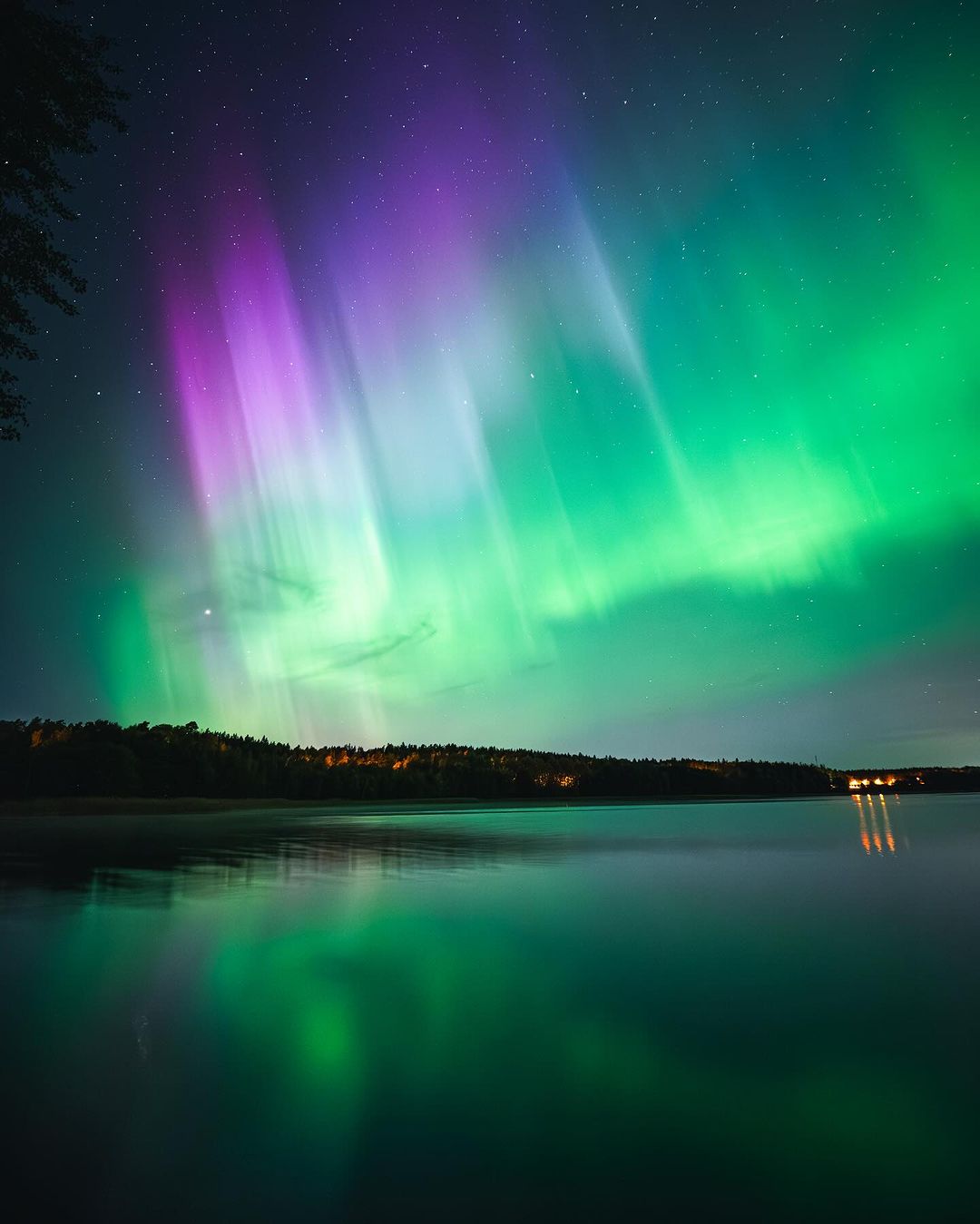 Aurora boreale a Kirkkonummi, in Finlandia.