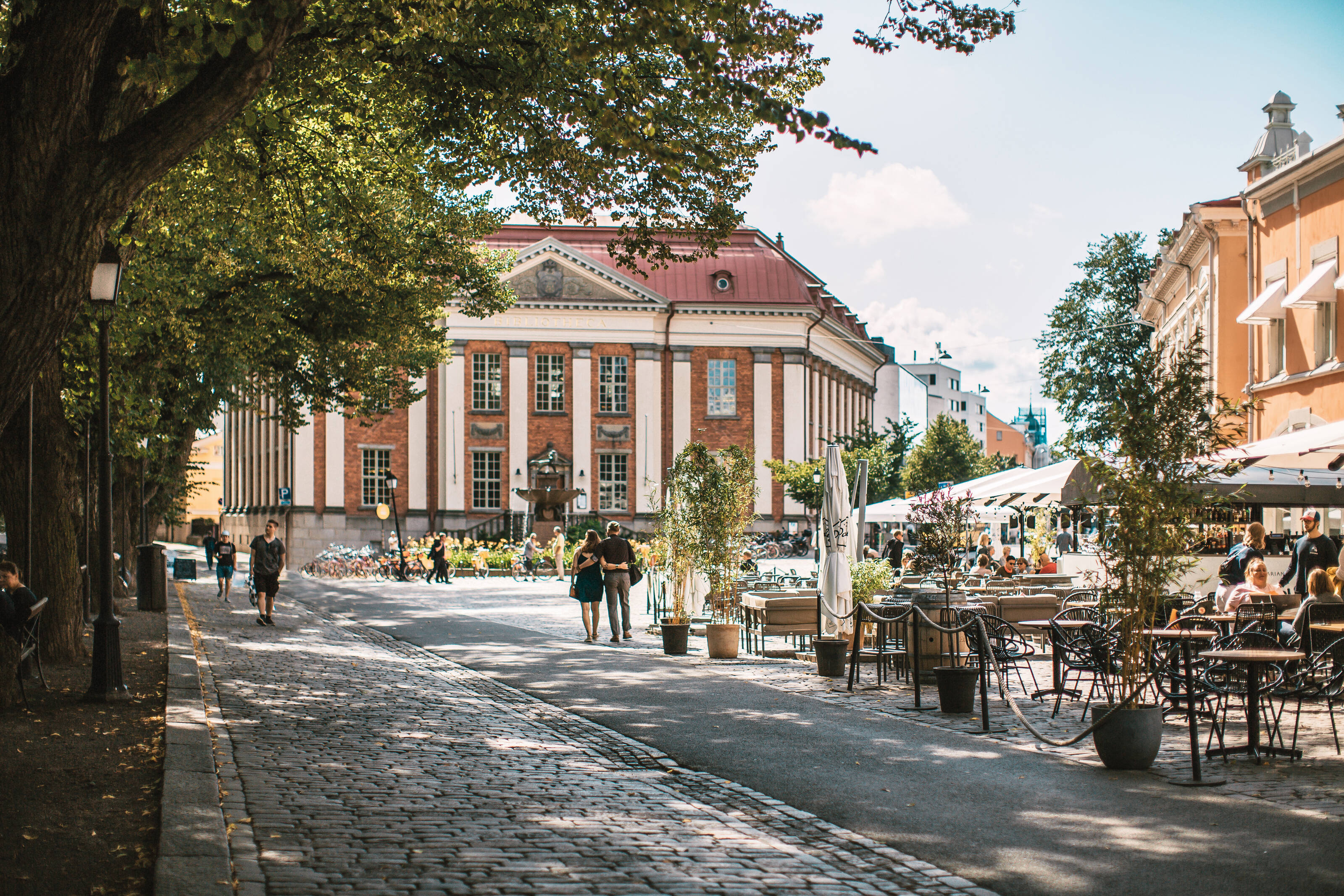 Die historische Fassade der Stadtbibliothek von Turku aus der Zeit um 1900. - Jemina Sormunen