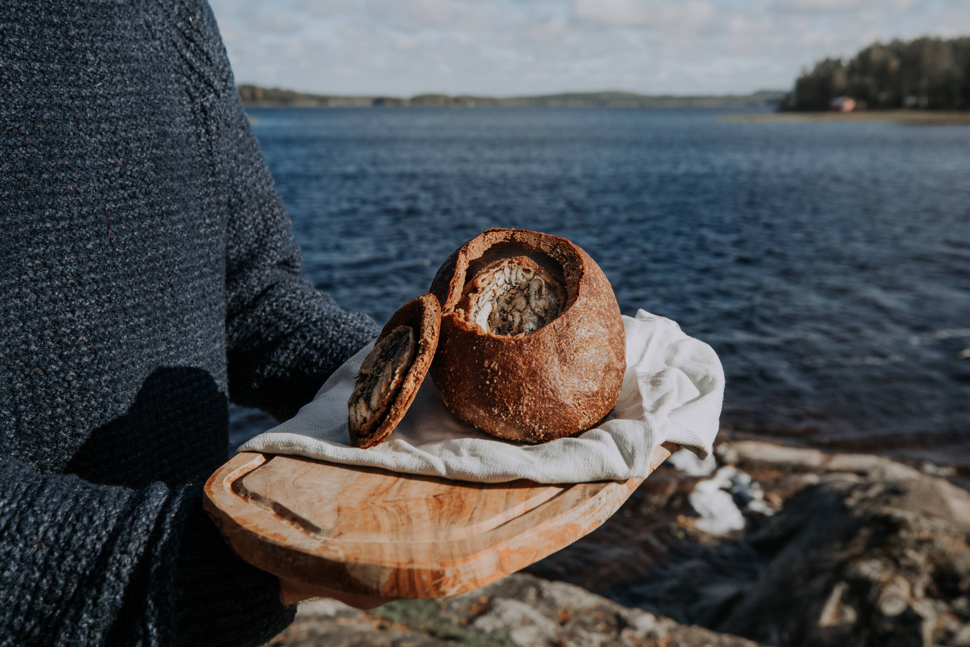 Try out the local delicacy "kalakukko" when visiting Kuopio. - Julia Kivelä, aitojamakuja.fi